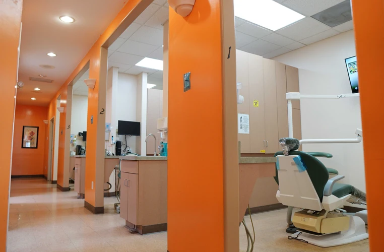 Dentist Woodland Hills CA Inside Dentist Office HP Mobile Dentist Woodland Hills CA Inside Dentist Office HP Mobile